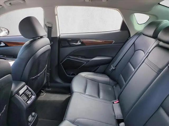 2019 Kia Cadenza Premium