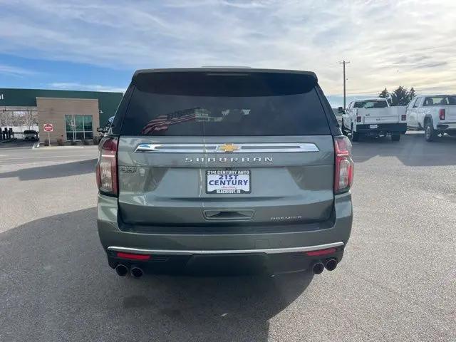 2023 Chevrolet Suburban 4WD Premier