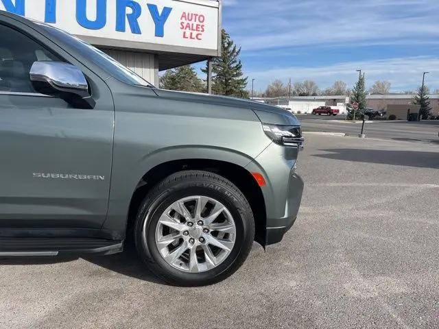 2023 Chevrolet Suburban 4WD Premier