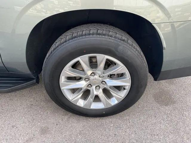 2023 Chevrolet Suburban 4WD Premier