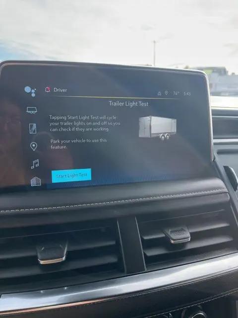 2023 Chevrolet Suburban 4WD Premier