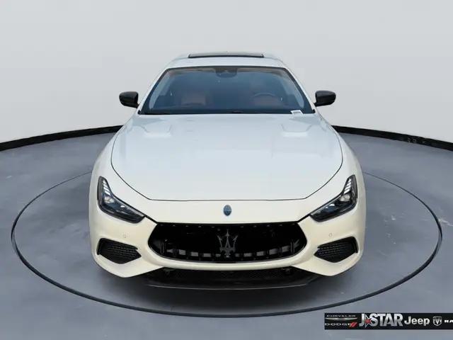 2021 Maserati Ghibli Trofeo