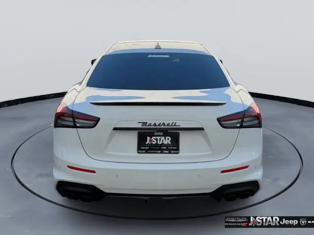 2021 Maserati Ghibli Trofeo