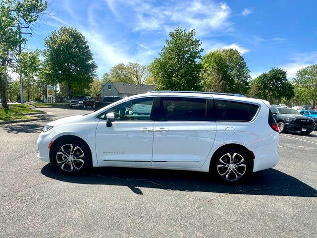 2026 Chrysler Pacifica Pinnacle