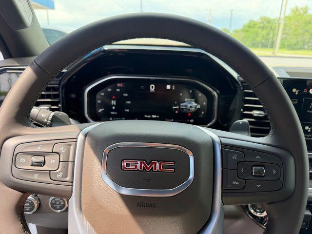 2026 GMC Sierra 1500 Crew Cab, Short Bed, SLT, 4WD