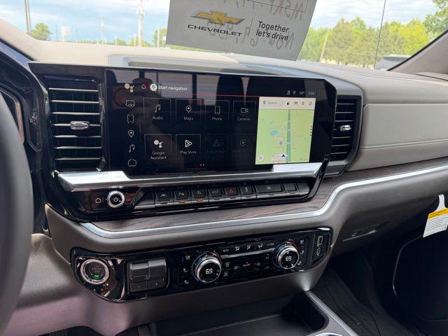 2026 GMC Sierra 1500 Crew Cab, Short Bed, SLT, 4WD