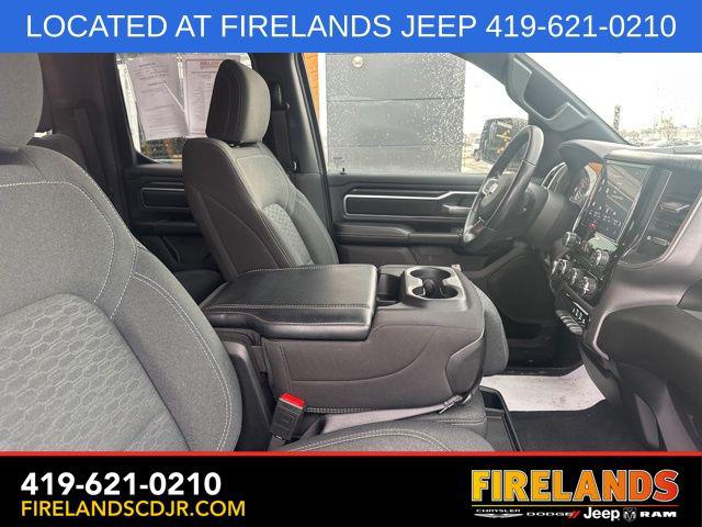 2025 Ram 1500 Big Horn Crew Cab 4x4 64 Box