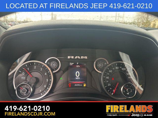 2025 Ram 1500 Big Horn Crew Cab 4x4 64 Box