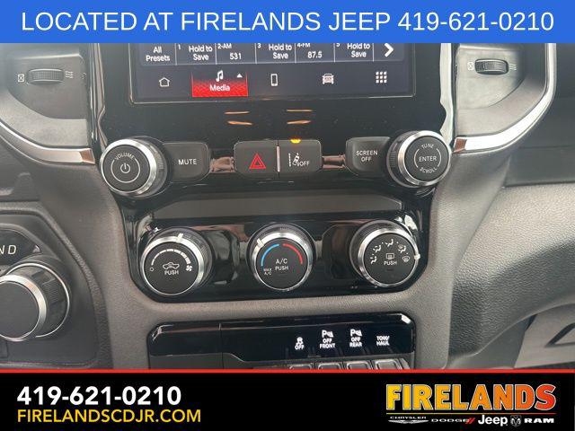 2025 Ram 1500 Big Horn Crew Cab 4x4 64 Box