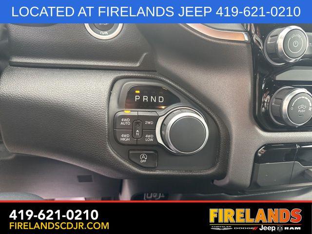 2025 Ram 1500 Big Horn Crew Cab 4x4 64 Box