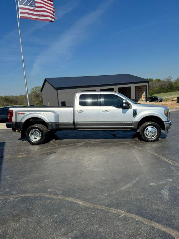 2019 Ford F-350 LARIAT