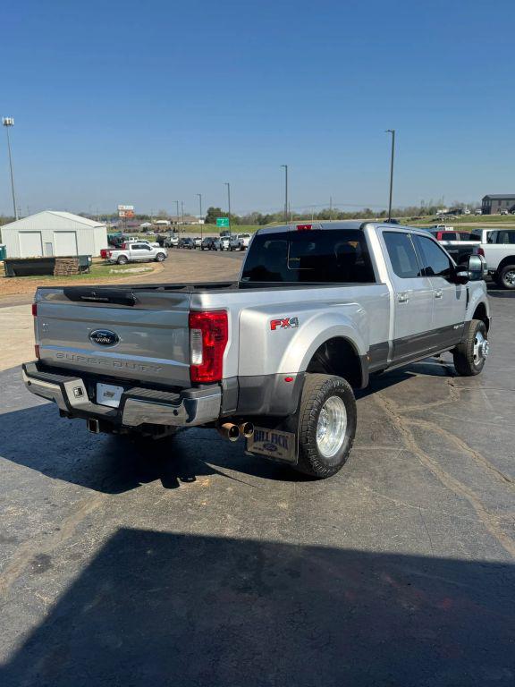 2019 Ford F-350 LARIAT