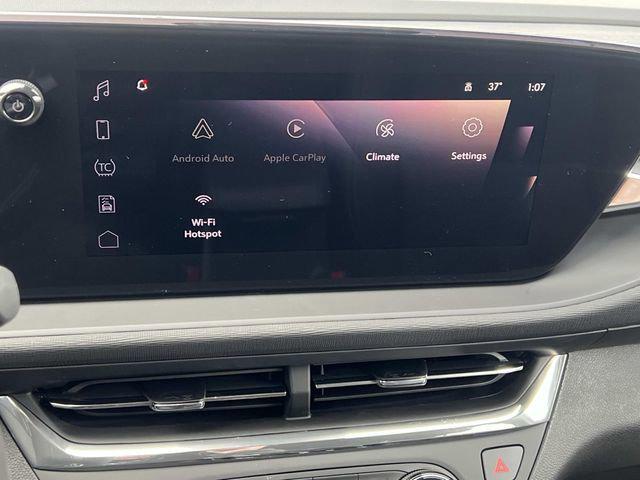 2026 Buick NV Preferred FWD