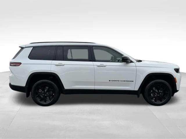 2026 Jeep Grand Cherokee L Altitude 4x4