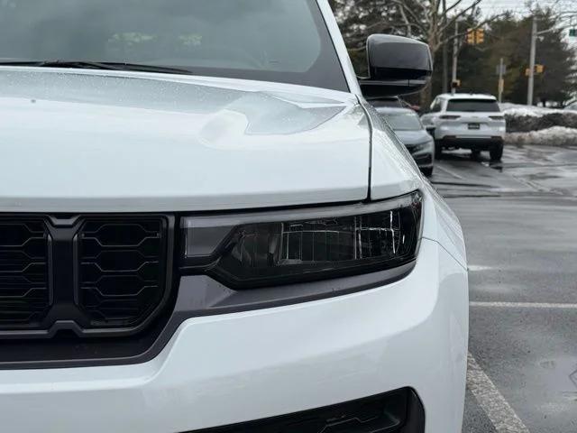 2026 Jeep Grand Cherokee L Altitude 4x4