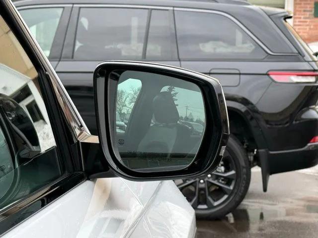 2026 Jeep Grand Cherokee L Altitude 4x4