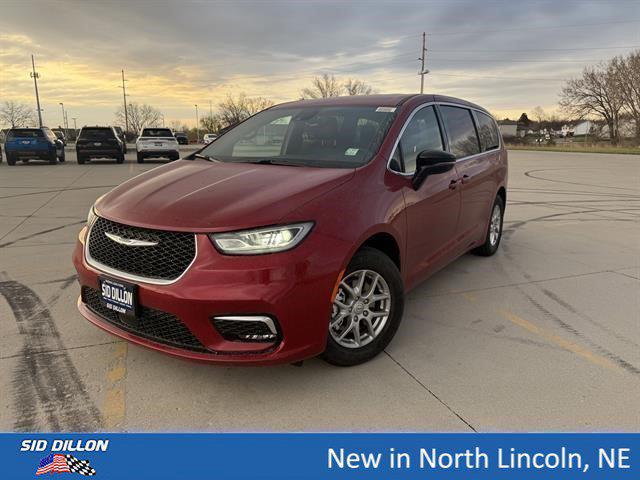 2026 Chrysler Pacifica Select for sale in Lincoln, NE