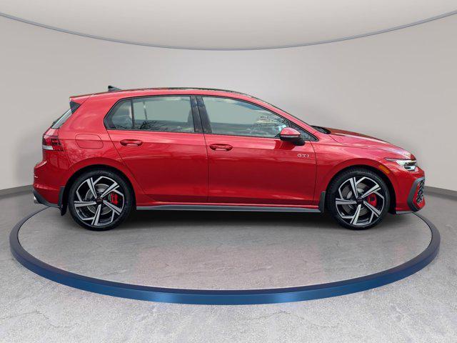 2026 Volkswagen Golf GTI SE