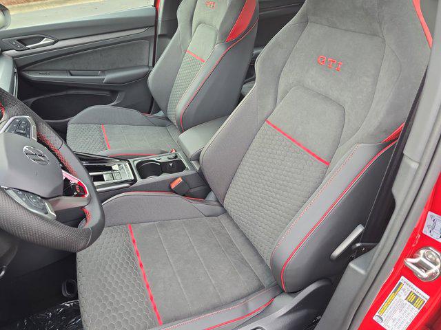 2026 Volkswagen Golf GTI SE