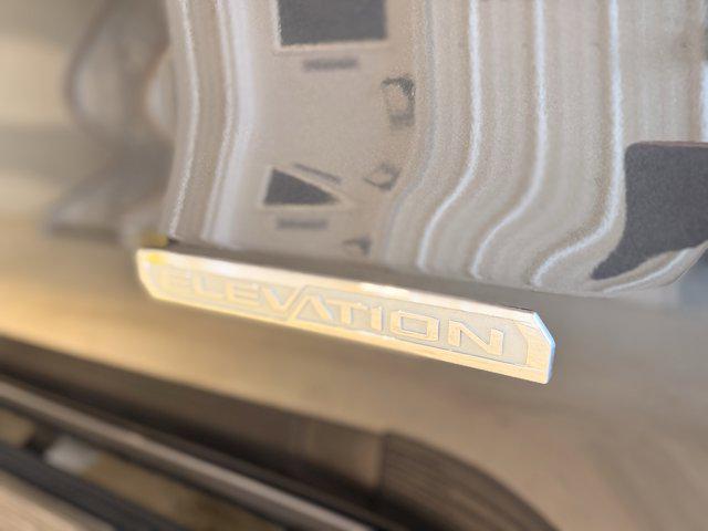 2022 GMC Sierra 1500 Limited 4WD Crew Cab Short Box Elevation