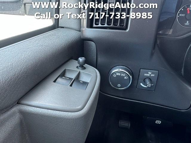 2024 GMC Savana Cargo RWD 2500 Regular Wheelbase Work Van