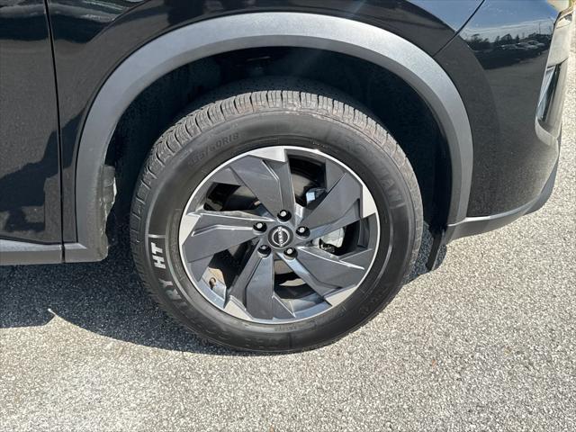 2025 Nissan Rogue SV FWD