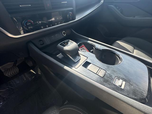 2025 Nissan Rogue SV FWD