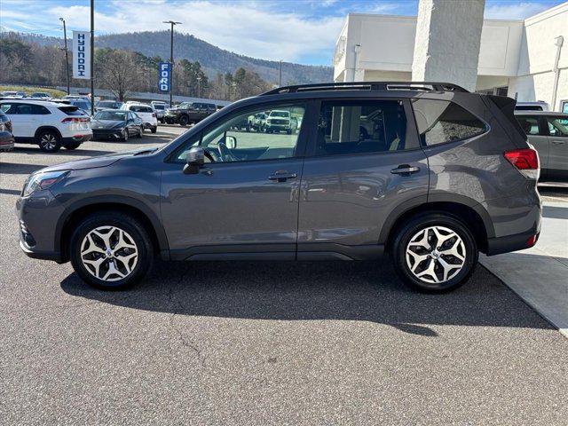 2024 Subaru Forester Premium