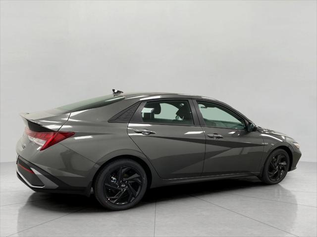 2026 Hyundai Elantra Hybrid SEL Sport
