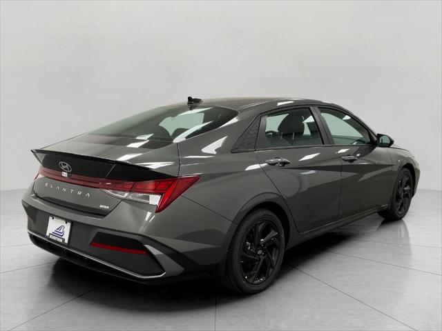 2026 Hyundai Elantra Hybrid SEL Sport