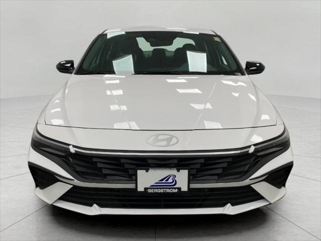 2026 Hyundai Elantra Hybrid SEL Sport