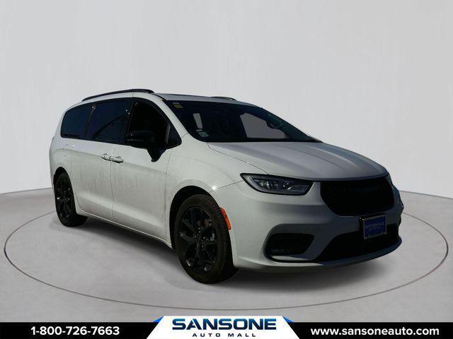 2025 Chrysler Pacifica Limited for sale in AVENEL, NJ