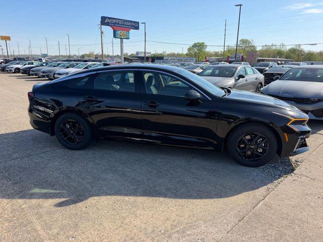 2026 Kia K5 LXS FWD