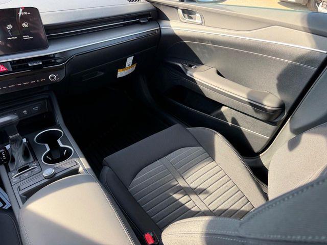 2026 Kia K5 LXS FWD