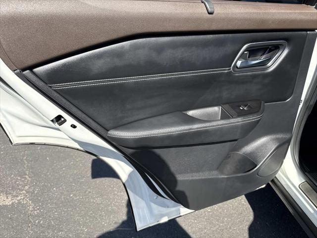 2023 Nissan Rogue Platinum FWD