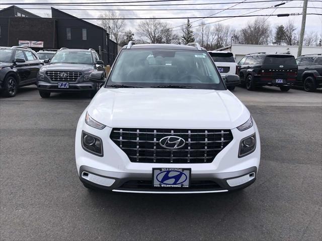 2026 Hyundai Venue SEL w/Two-Tone Roof