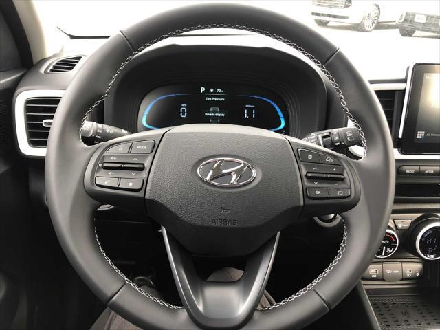 2026 Hyundai Venue SEL w/Two-Tone Roof