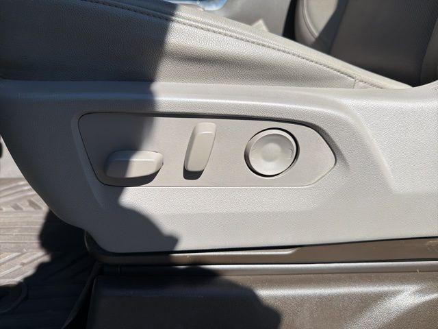 2025 Chevrolet Silverado 1500 4WD Crew Cab Short Bed LTZ