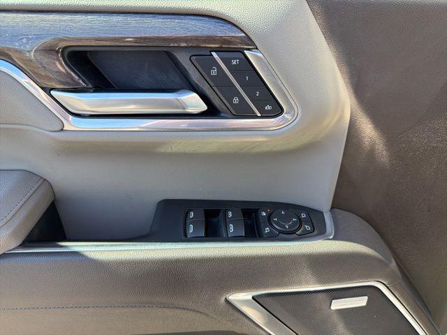 2025 Chevrolet Silverado 1500 4WD Crew Cab Short Bed LTZ