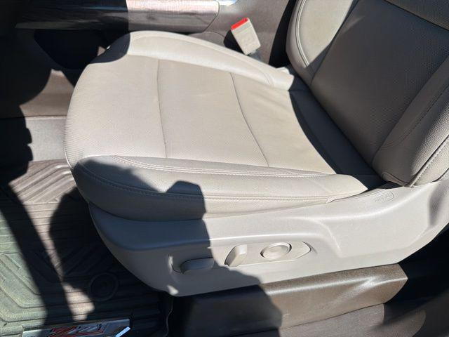2025 Chevrolet Silverado 1500 4WD Crew Cab Short Bed LTZ