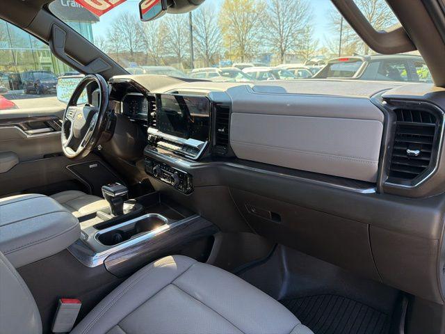 2025 Chevrolet Silverado 1500 4WD Crew Cab Short Bed LTZ