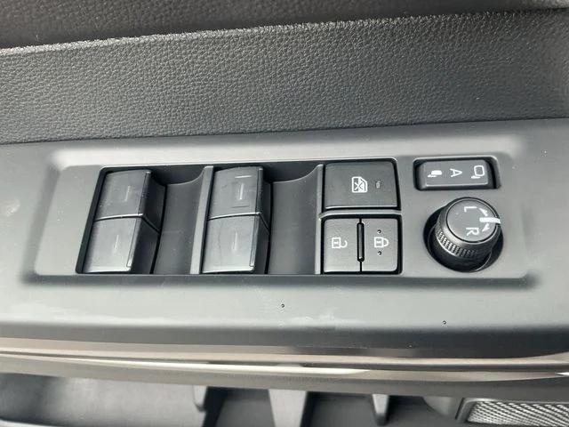 2026 Toyota Tundra SR5 CrewMax 6.5' Bed