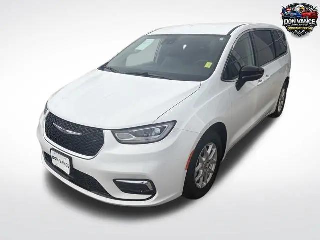 2024 Chrysler Pacifica Touring L for sale in Marshfield, MO