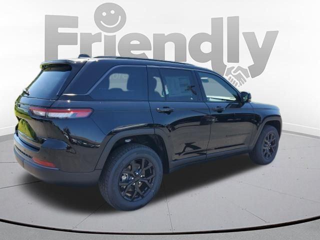 2026 Jeep Grand Cherokee Altitude 4x4
