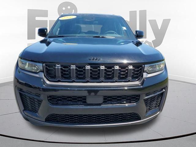 2026 Jeep Grand Cherokee Altitude 4x4