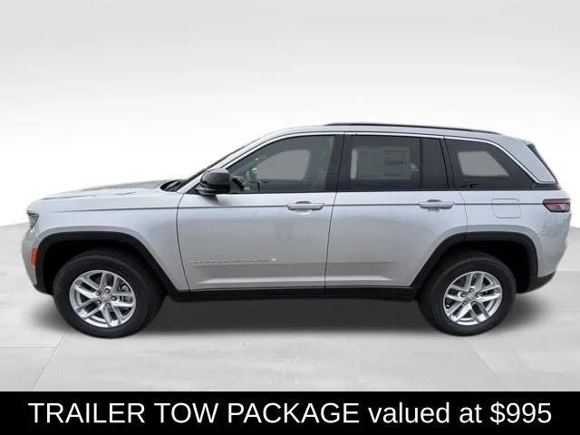 2026 Jeep Grand Cherokee GRAND CHEROKEE LAREDO 4X4