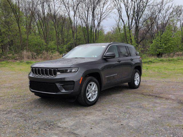 2026 Jeep Grand Cherokee GRAND CHEROKEE LAREDO 4X4