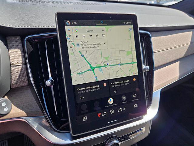 2026 Volvo XC90 Plug-In Hybrid Ultra Dark Theme, T8 AWD, Electric/Gasoline, 7 Seats