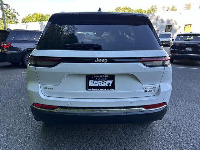 2026 Jeep Grand Cherokee Altitude 4x4