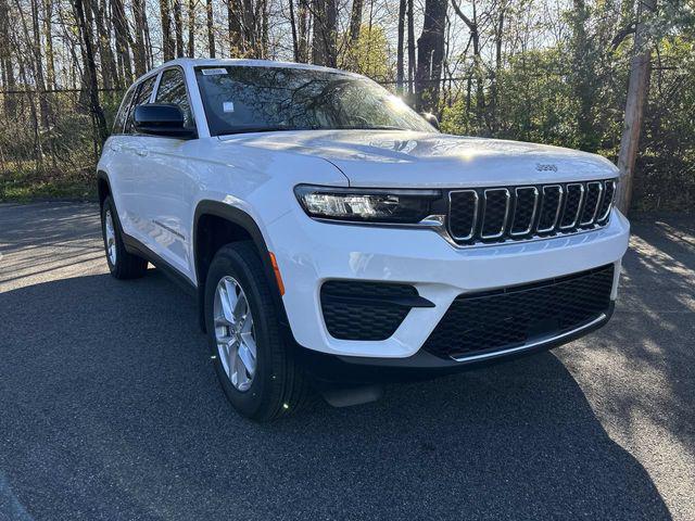 2026 Jeep Grand Cherokee GRAND CHEROKEE LAREDO X 4X4
